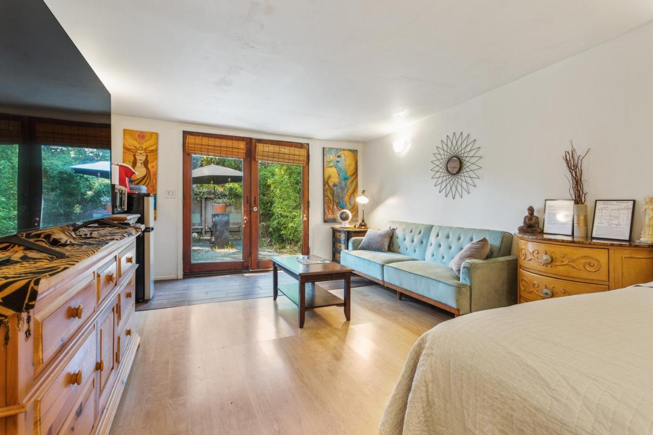 Private Studio City Guest House Los Ángeles Exterior foto